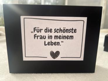 Geschenkbox Bio-Seife auf Heilwolle – handgemacht, natürlich, zum Schmunzeln